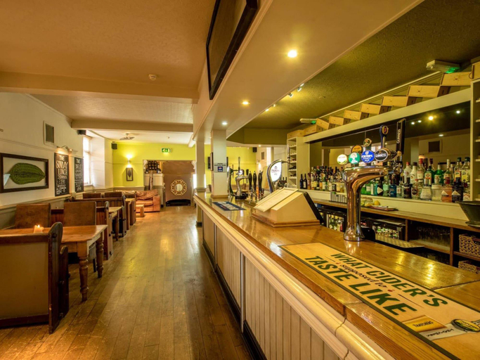 Food & Drinks 5, The World s End , Northamptonshire