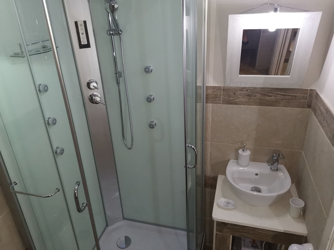 Bathroom 5, Guesthouse Luisella, Cagliari