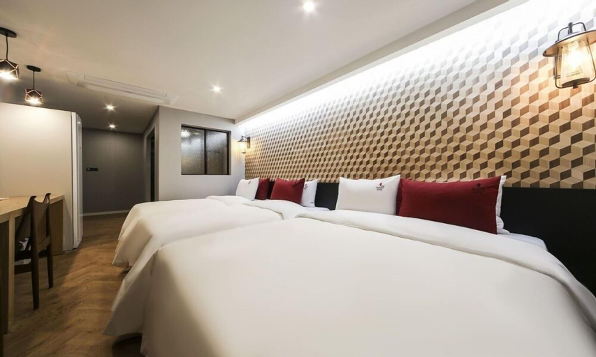 Bedroom 11