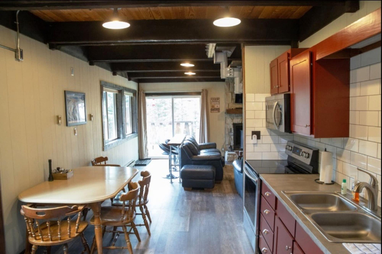 Others 4, Mammoth Mountain Cabin, Colfax
