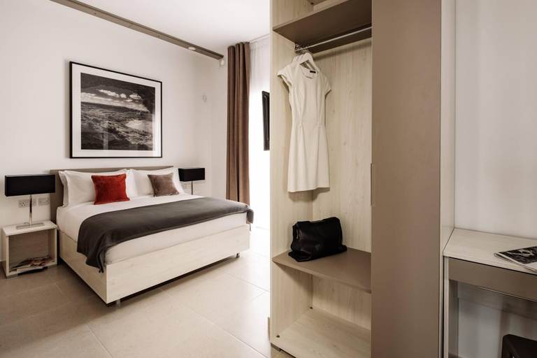 Bedroom 3, Urban Isle