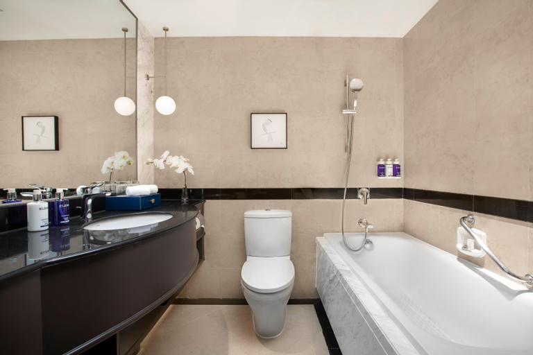 Bathroom 25