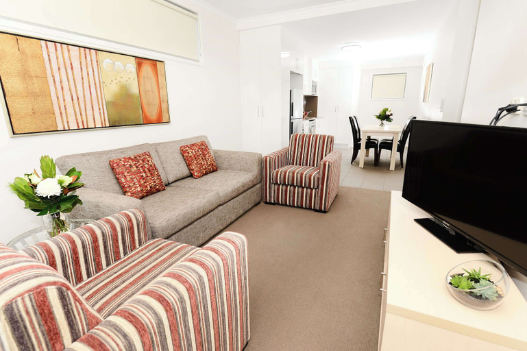Others 5, Oaks Moranbah Suites, Belyando