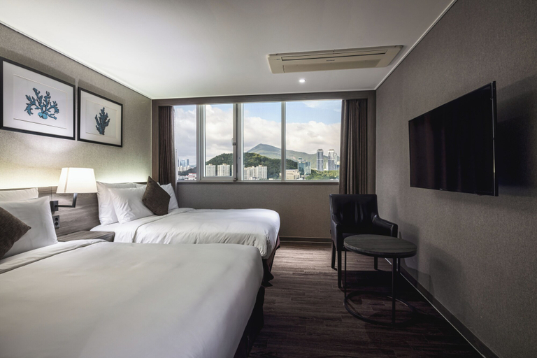 Bedroom 3, Kent Hotel Gwangalli by Kensington, Suyeong