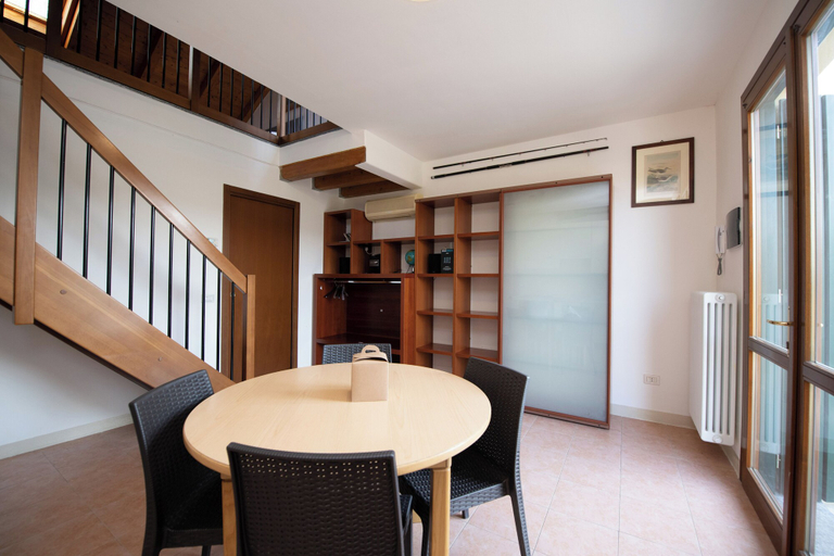 Others 2, Residence Atollo, Brescia