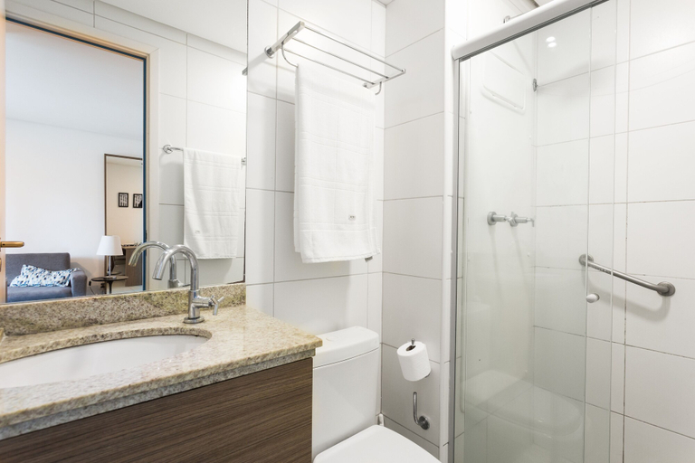 Bathroom 3, Lindo Flat no Beach Class Santa Maria em Boa Viagem, Recife