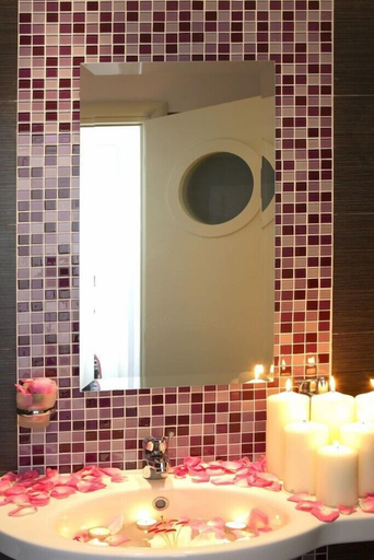 Bathroom 4, Matogianni Hotel, South Aegean