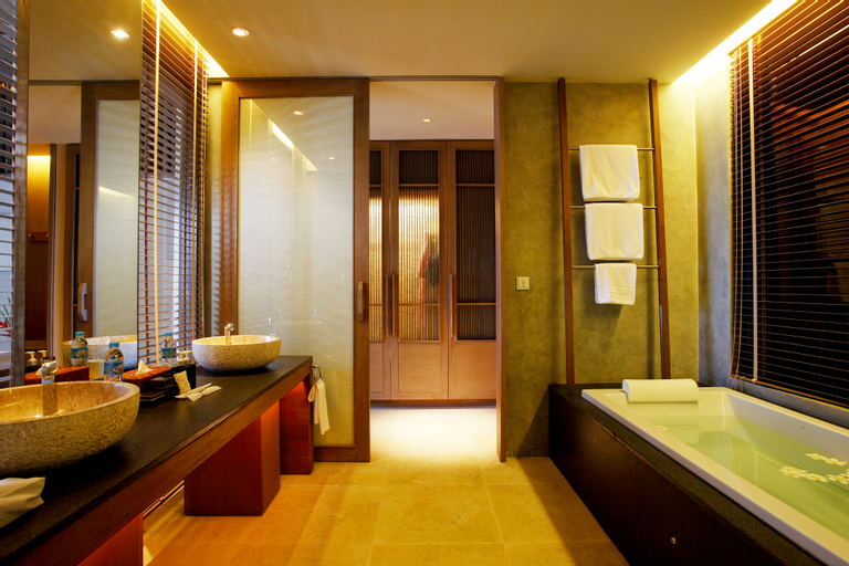 Bathroom 6