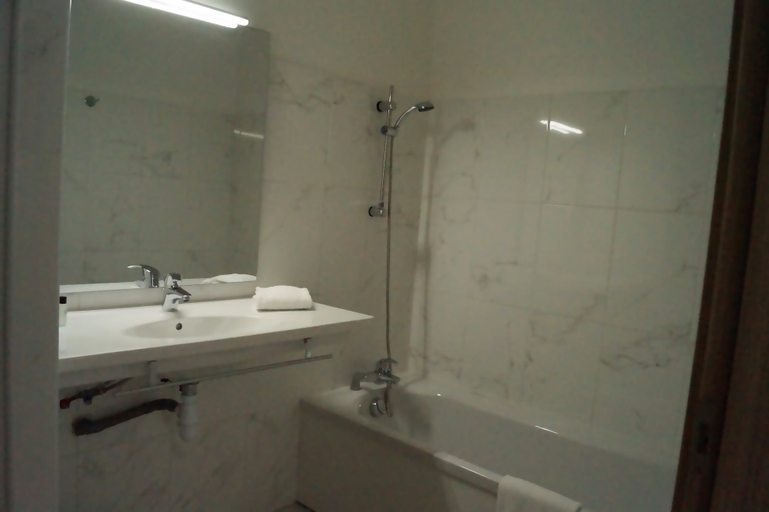 Bathroom 3, Villa Tyrrenia, Haute-Corse