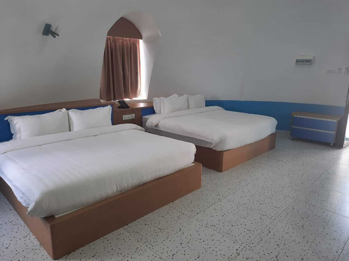 Bedroom 8