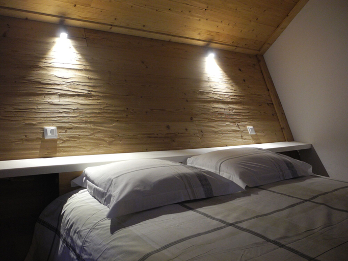 Bedroom 3, L'Ours, Bas-Rhin