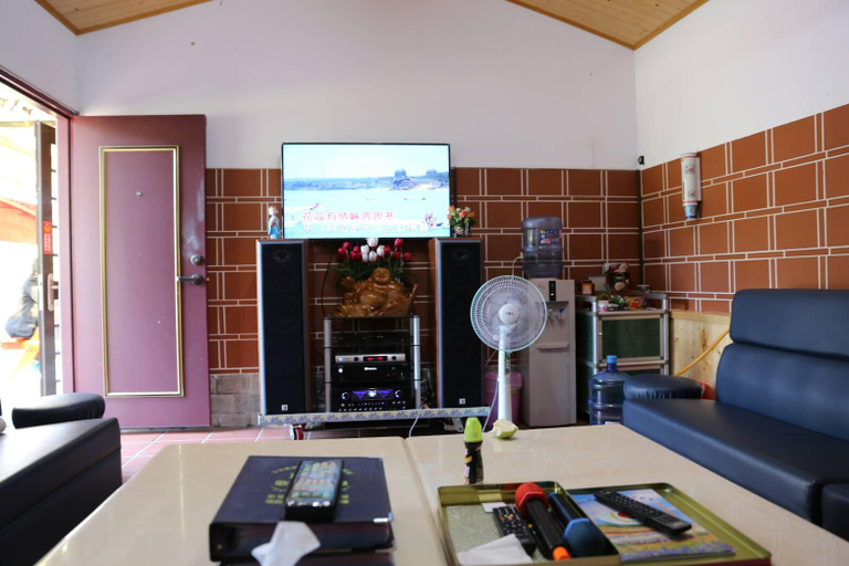 Others 3, Jihead Villa, Hsinchu County