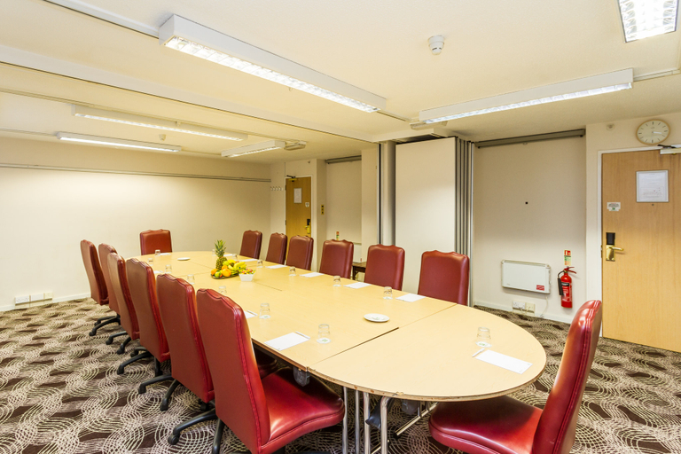 Business Facilities 5, Holiday Inn LINCOLN by IHG, Lincolnshire