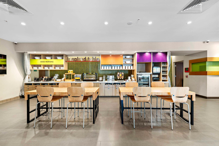 Food & Drinks 5, Home2 Suites by Hilton San Bernardino, San Bernardino