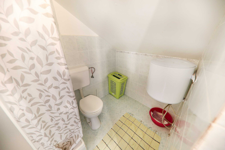 Bathroom 3, Apartments Melita, Zadar