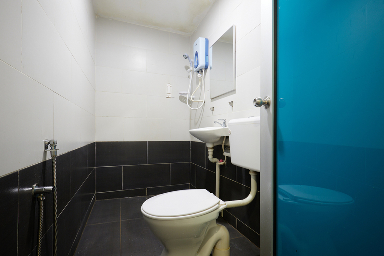 Bathroom 5, Uncle Guesthouse Kuala Terengganu, Kuala Terengganu