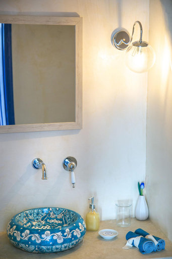 Bathroom 4, Ifestio Villas Oia, South Aegean