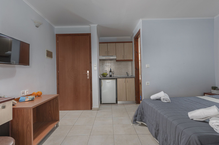 Bedroom 4, Adonis Hotel, Central Macedonia