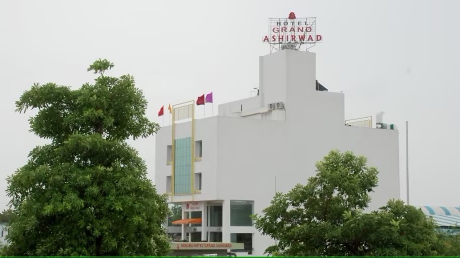 Grand Ashirwad Beacon, Bhopal