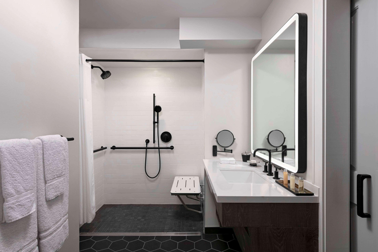 Bathroom 15