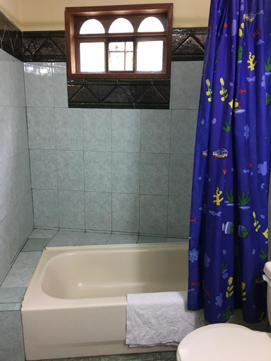 Bathroom 5, Grand Hotel Panajachel, Panajachel