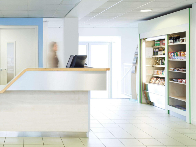 Public Area, Ibis Budget Newport, Newport
