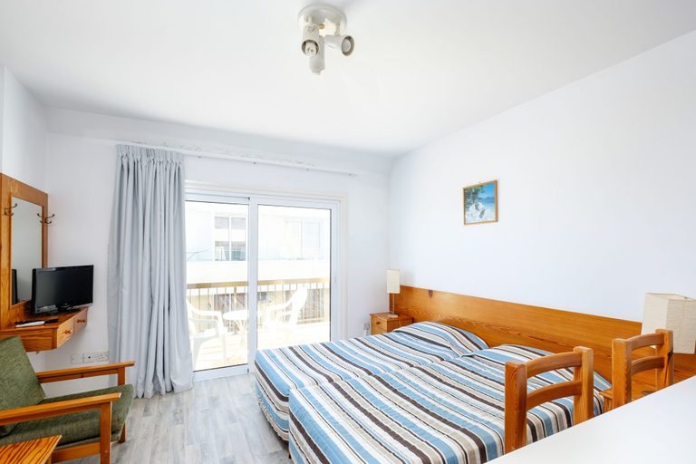 Bedroom 3, Nautilus Tourist Apartments, Larnaca