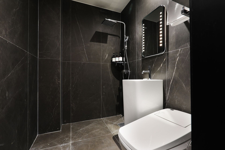 Bathroom 3, Mari Hotel Chungju, Chungju