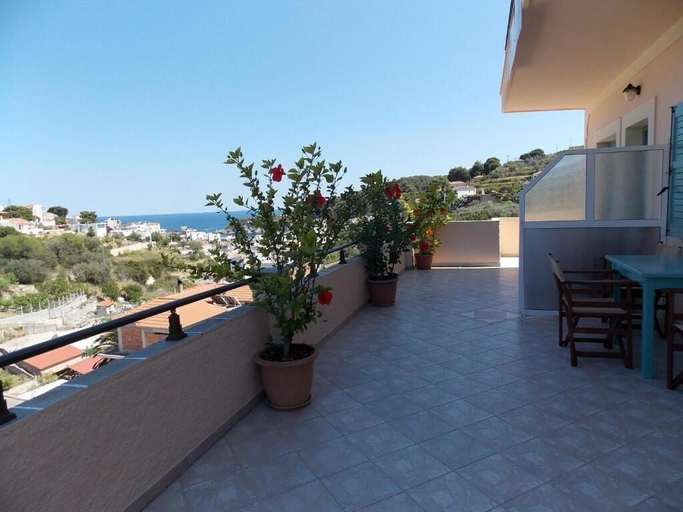 Others 5, Anna Pension, Thessaly