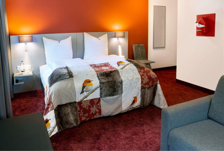 Bedroom 2, Hotel & Tafernwirtschaft zum Fischer, Dachau