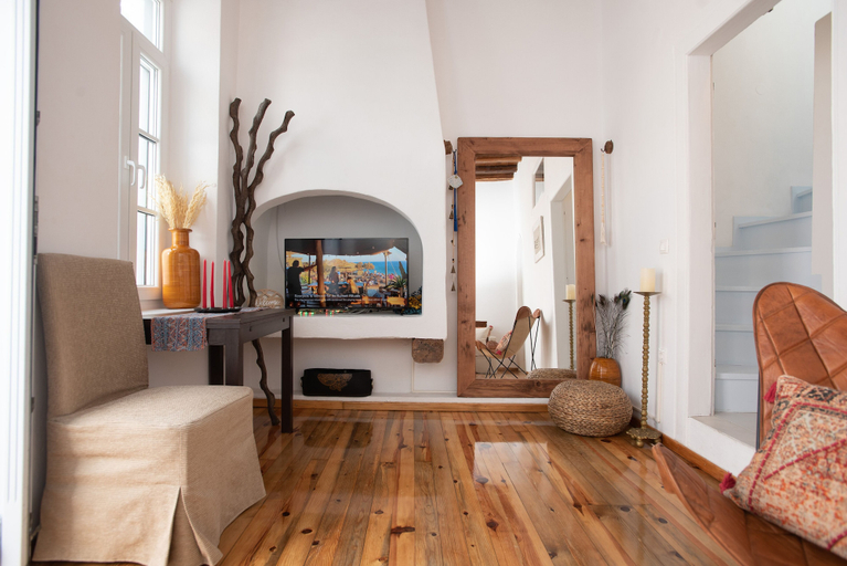 Others 5, Seablue Town Maisonette, South Aegean
