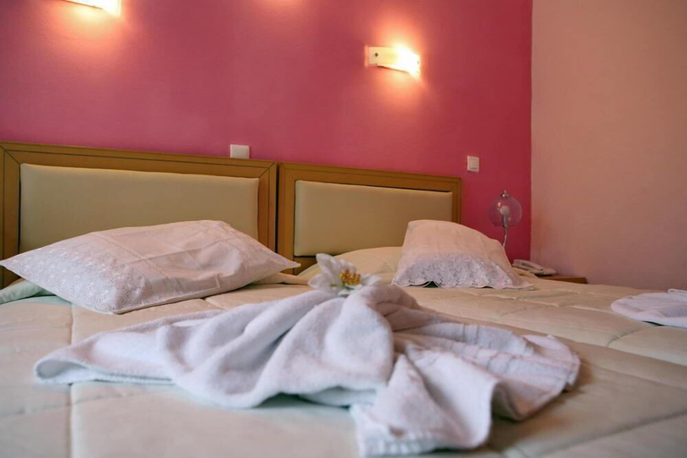 Bedroom 3, Theofilos Classic Hotel, North Aegean
