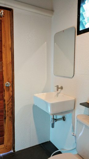 Bathroom 3, LAN LAY Resort, Khlong Yai