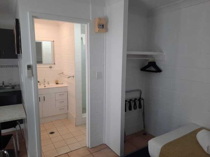 Bathroom 5