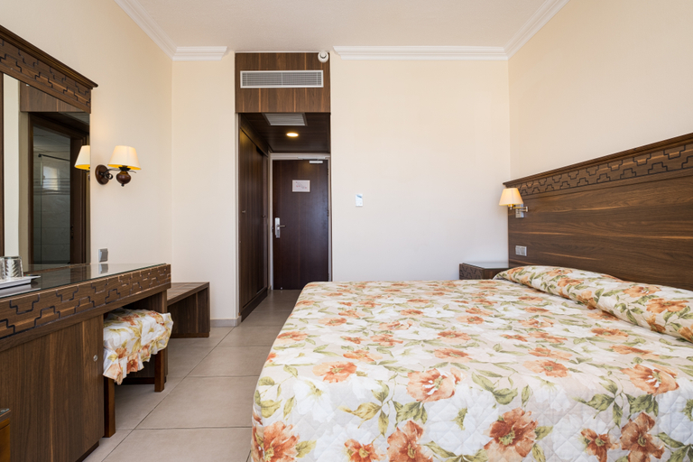 Bedroom 3, Anais Bay Apartment