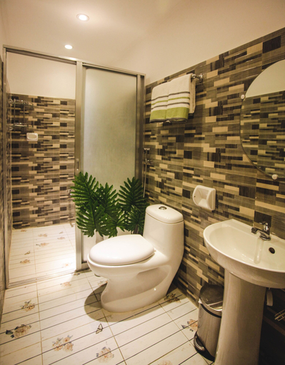 Bathroom 5, Boracay Grace Hotel, Malay