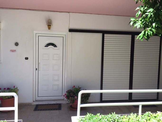 Exterior & Views 2, Kallipatira Apartments, South Aegean