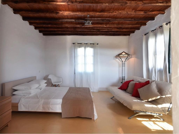 Bedroom 4, Santa Maria Studio 5 Mins From the Beach, South Aegean