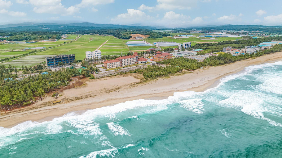 Others 5, Gangneung AMPM poolvilla, Gangneung