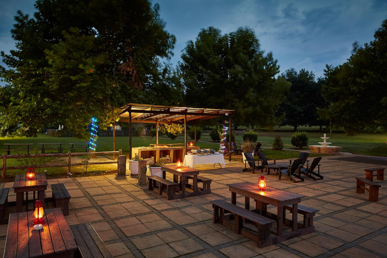 Food & Drinks 5, First Group Midlands Saddle and Trout, Umgungundlovu