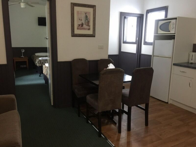 Others 5, The Esplanade Motel, E. Gippsland - Bairnsdale