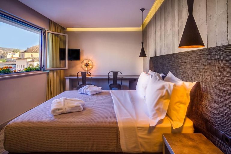 Bedroom 3, 360 Degrees, Attica