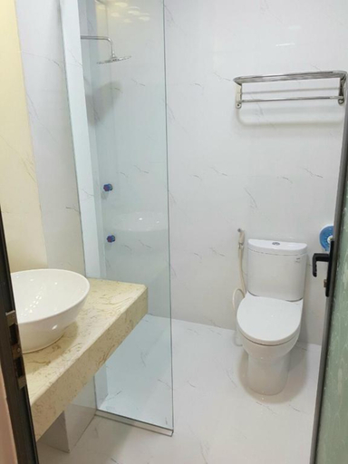 Bathroom 4, Korea 2 Hotel, Bắc Giang