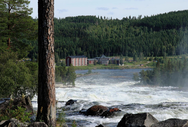 Exterior & Views 2, Storforsen Hotell, Älvsbyn