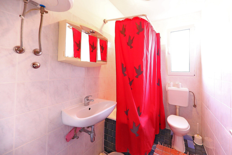 Bathroom 3, Apartments Melita, Zadar