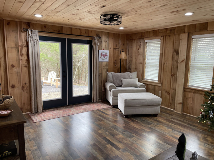 Others 5, Ridgeview Cottage, Rockbridge