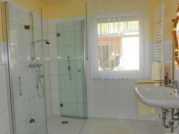 Bathroom 4, Elevated Apartment in Bad Wildungen With Garden, Waldeck-Frankenberg