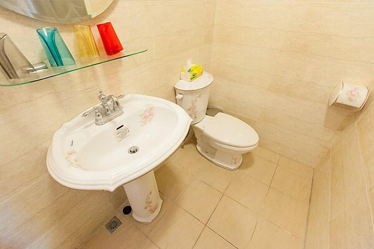 Bathroom 3, Fully One B and B, Taitung