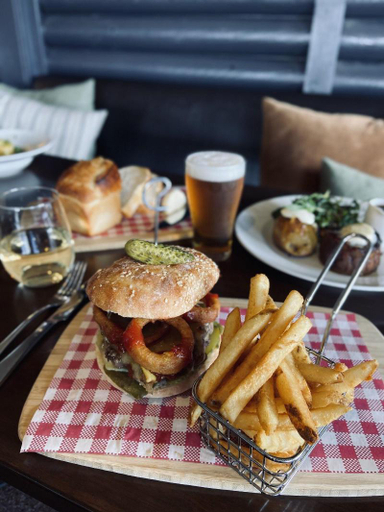 Food & Drinks 5, Great Lake Hotel, Central Highlands