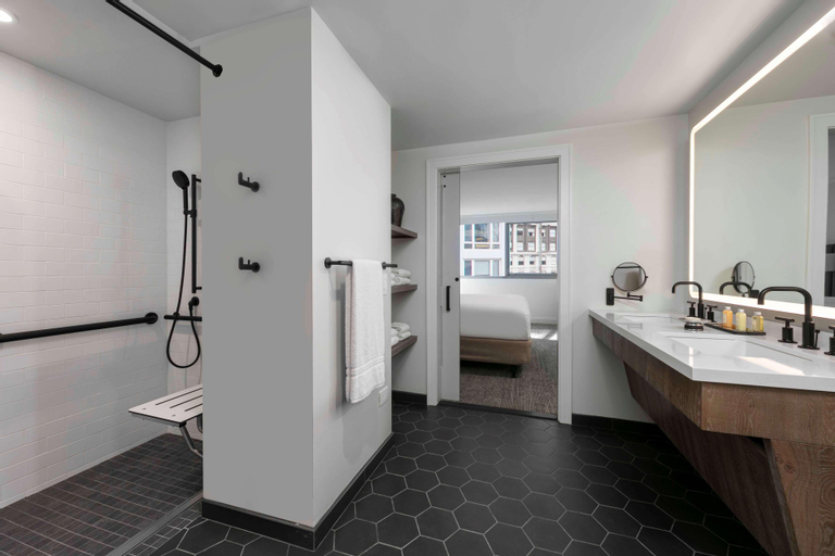 Bathroom 17